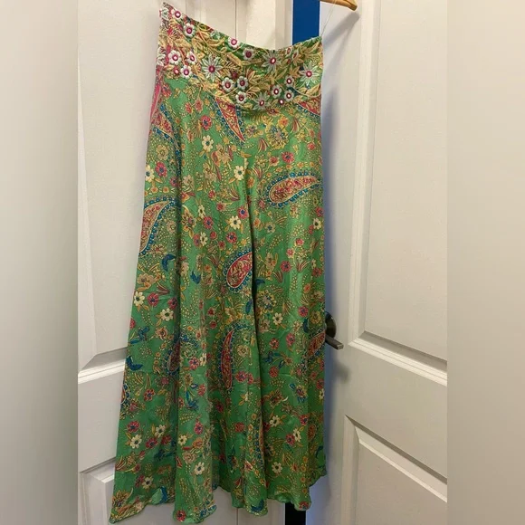 SILK Floral Green Wide Leg Pants - Picture 2 of 13